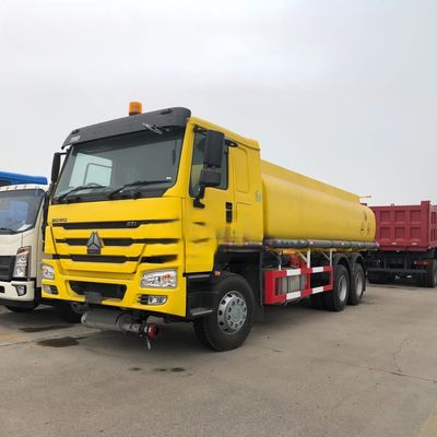 قیمت خوب LHD RHD نوع رانندگي Sinotruk کامپيوتر 20000 ليتري 6000 گالن Howo 6x4 380hp آنلاین