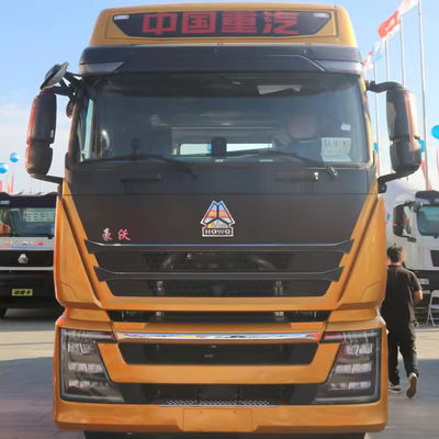 قیمت خوب استفاده شده HOWO SINOTRUCK 6X4 تراکتور T7H 460 تراکتور کامیون با انتشار یورو 5 آنلاین