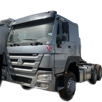 قیمت خوب ویدیو پشتیبانی فنی دیزل استفاده شده Sinotruck Howo تراکتور کامیون 375HP کش تراکتور کش آنلاین