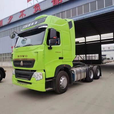 قیمت خوب استفاده HOWO Sinotruk تراکتور کامیون T7H 540HP 6X4 با پنجره دستی سیستم چند رسانه ای آنلاین