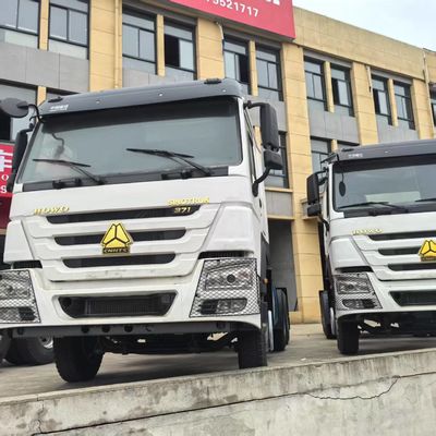 قیمت خوب 371HP Sinotruck Howo تراکتور کامیون 6X4 مدل با موتور SinotruckE و RHD سفارشی آنلاین