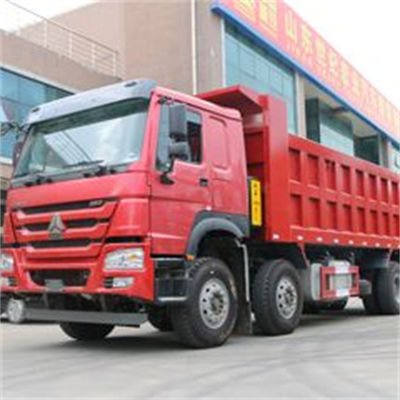 قیمت خوب Howo 8x4 300L Tank Dump Truck با قدرت 380 اسب بخار و موتور استاندارد انتشار یورو II مدل Wd61547 آنلاین