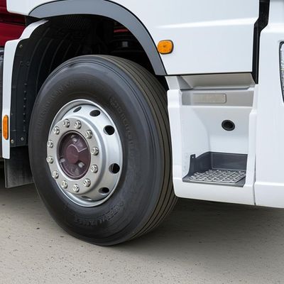 قیمت خوب s Leading of Shacman Tractor Truck with 315 / 80R22.5 Tires آنلاین